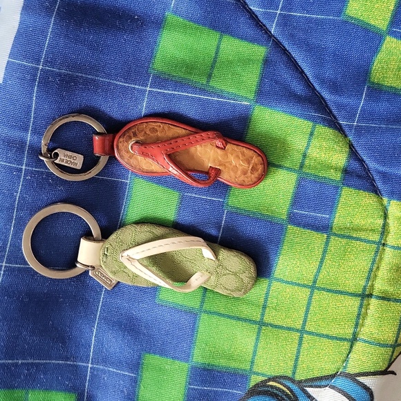 Coach keychains - Picture 2 of 2